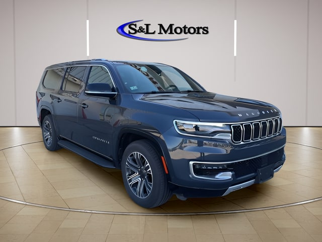 2024 Jeep Wagoneer L Series II 4WD's photo