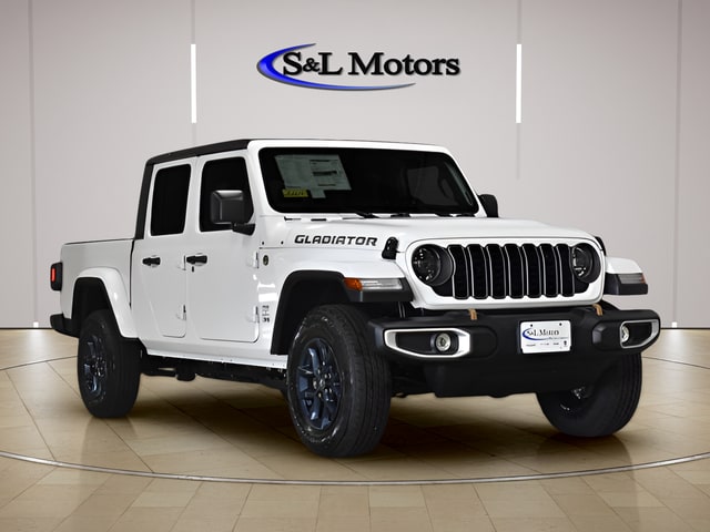 2026 Jeep Gladiator 85th Anniversary Edition Auto's photo