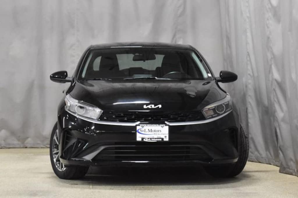 Used 2024 Kia Forte LXS Sedan