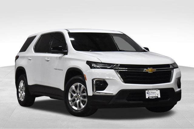 2022 Chevrolet Traverse LS's photo
