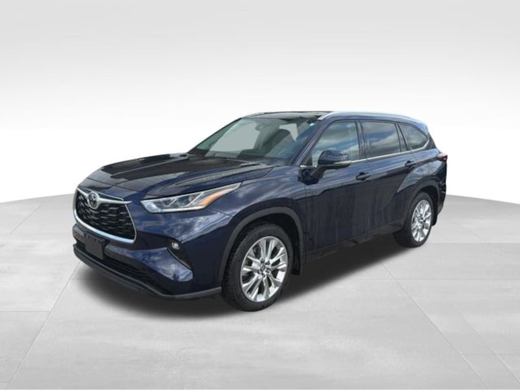 Used 2024 Toyota Highlander Limited SUV