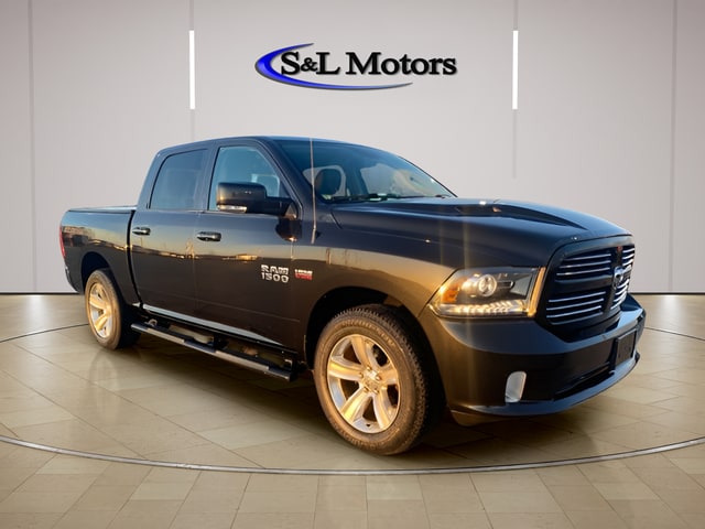 2016 RAM 1500 Sport 4x4 Crew Cab 5'7's photo