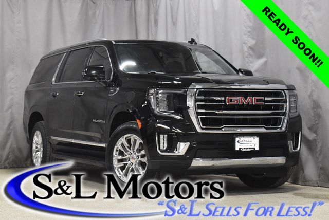 2023 GMC Yukon XL SLT's photo