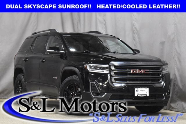 2021 GMC Acadia AT4's photo