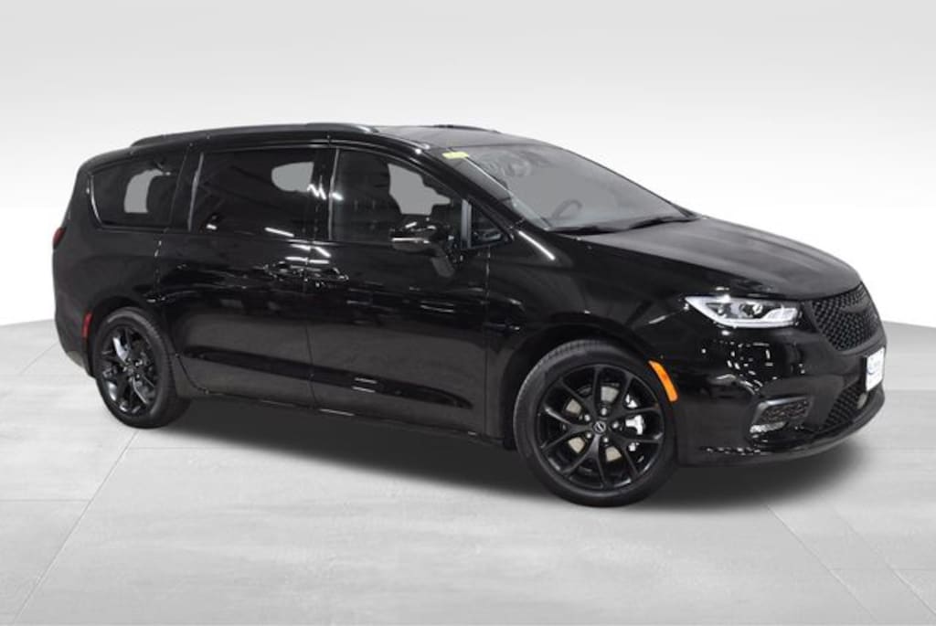 New 2026 Chrysler Pacifica SELECT Passenger Van
