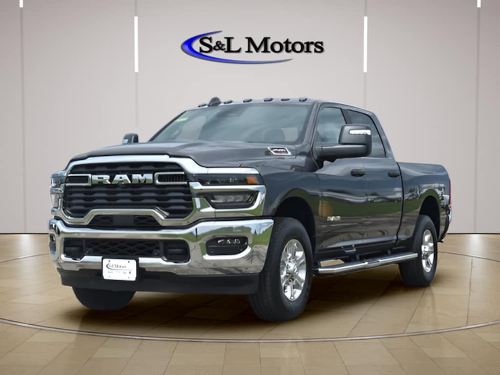 New 2026 Ram 2500 BIG HORN CREW CAB 4X2 6'4 BOX Pickup