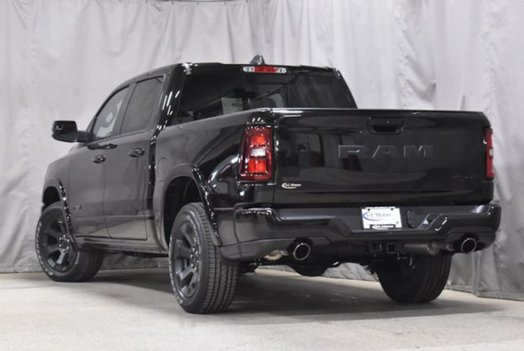 New 2026 Ram 1500 BIG HORN CREW CAB 4X4 5'7 BOX Pickup