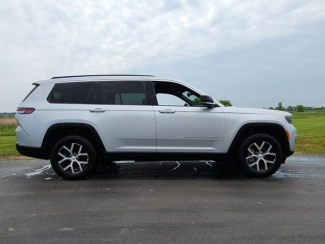 Used 2024 Jeep Grand Cherokee L Limited with VIN 1C4RJKBG4R8551556 for sale in Pulaski, WI