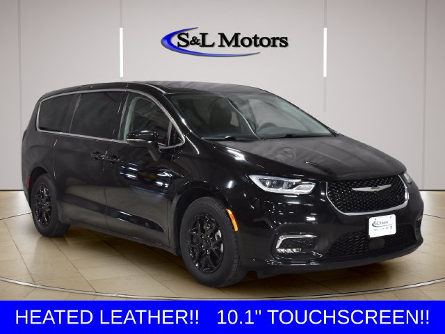  Chrysler Pacifica