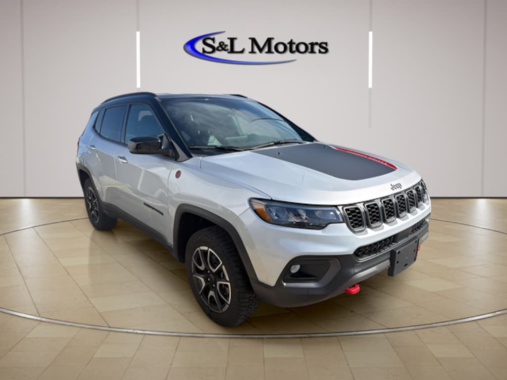 Certified 2025 Jeep Compass Trailhawk SUV