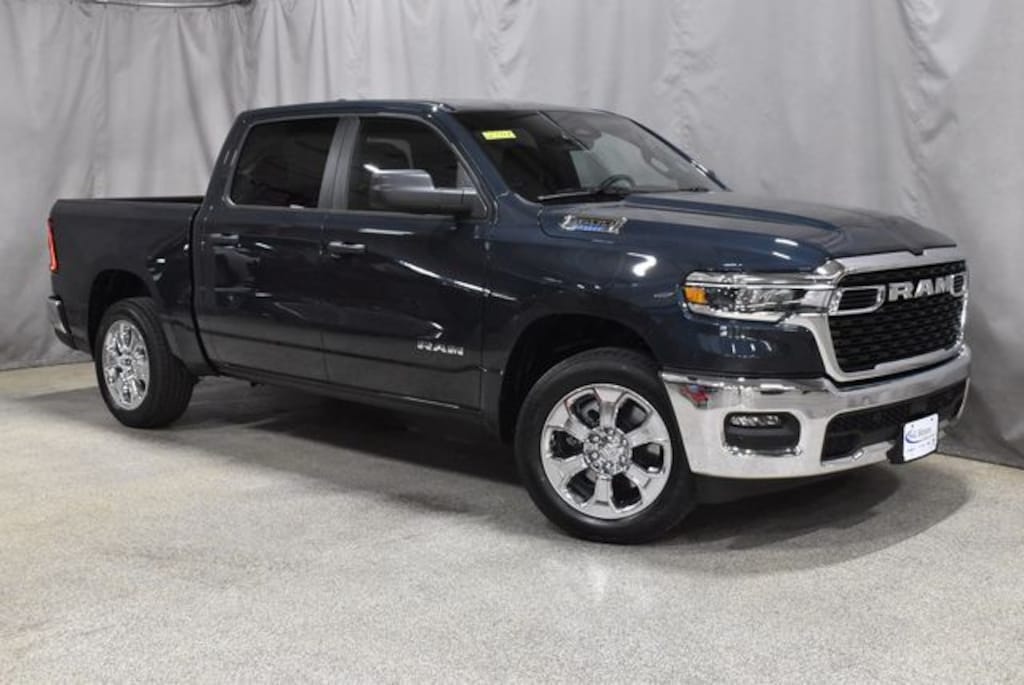 New 2025 Ram 1500 BIG HORN CREW CAB 4X4 5'7 BOX Pickup