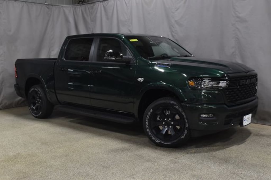 New 2026 Ram 1500 BIG HORN CREW CAB 4X4 5'7 BOX Pickup