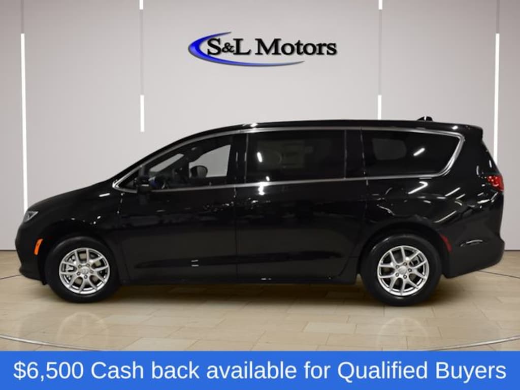 New 2026 Chrysler Pacifica SELECT Passenger Van