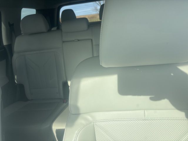 2025 Hyundai Santa Fe SEL photo 3