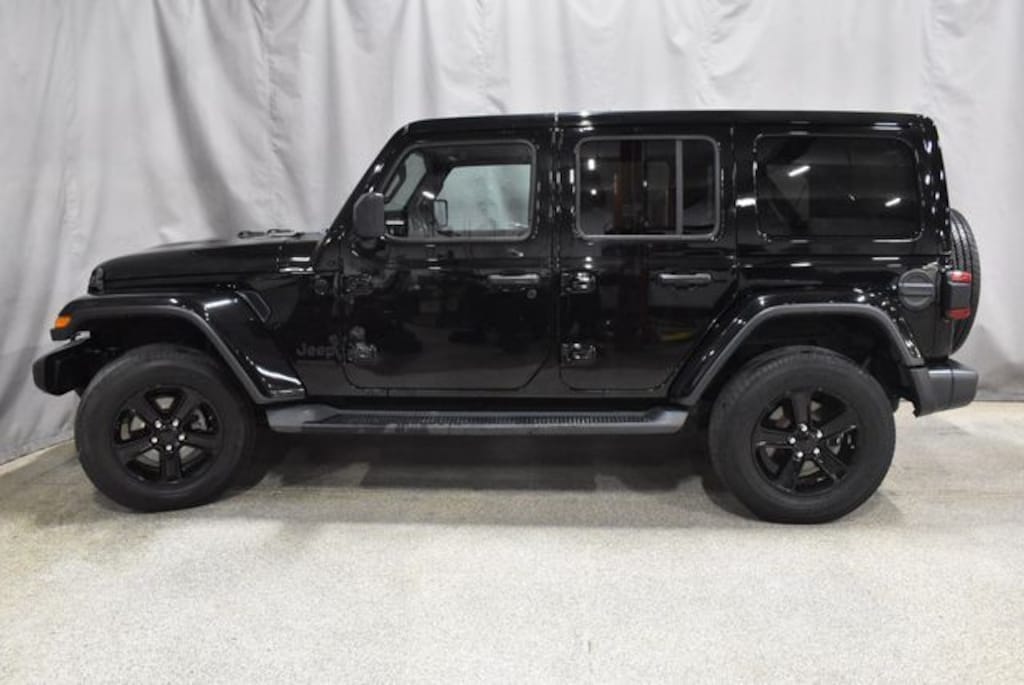 Used 2020 Jeep Wrangler Unlimited Sahara SUV