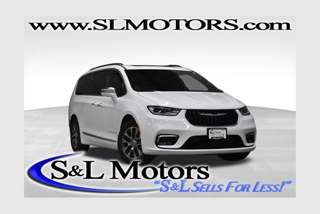 2022 Chrysler Pacifica Hybrid Minivan/Van 