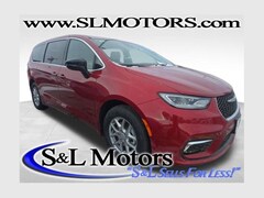 2026 Chrysler Pacifica SELECT Passenger Van