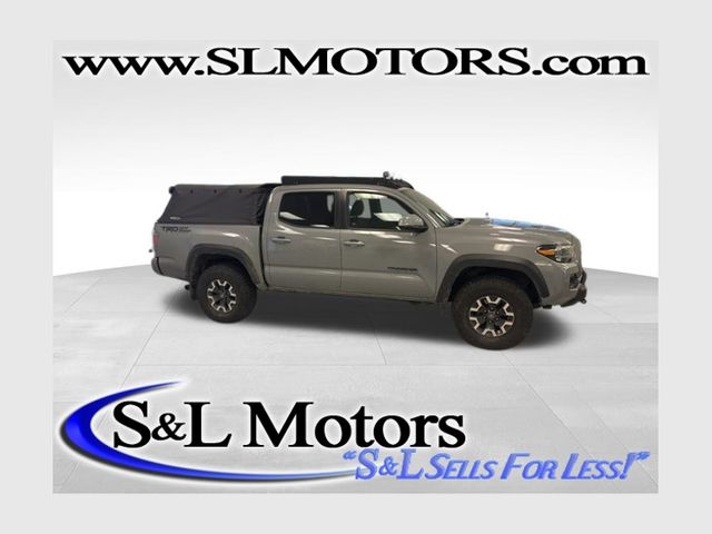 2021 Toyota Tacoma TRD Off Road's photo