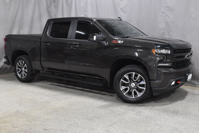 2021 Chevrolet Silverado 1500 RST photo 2
