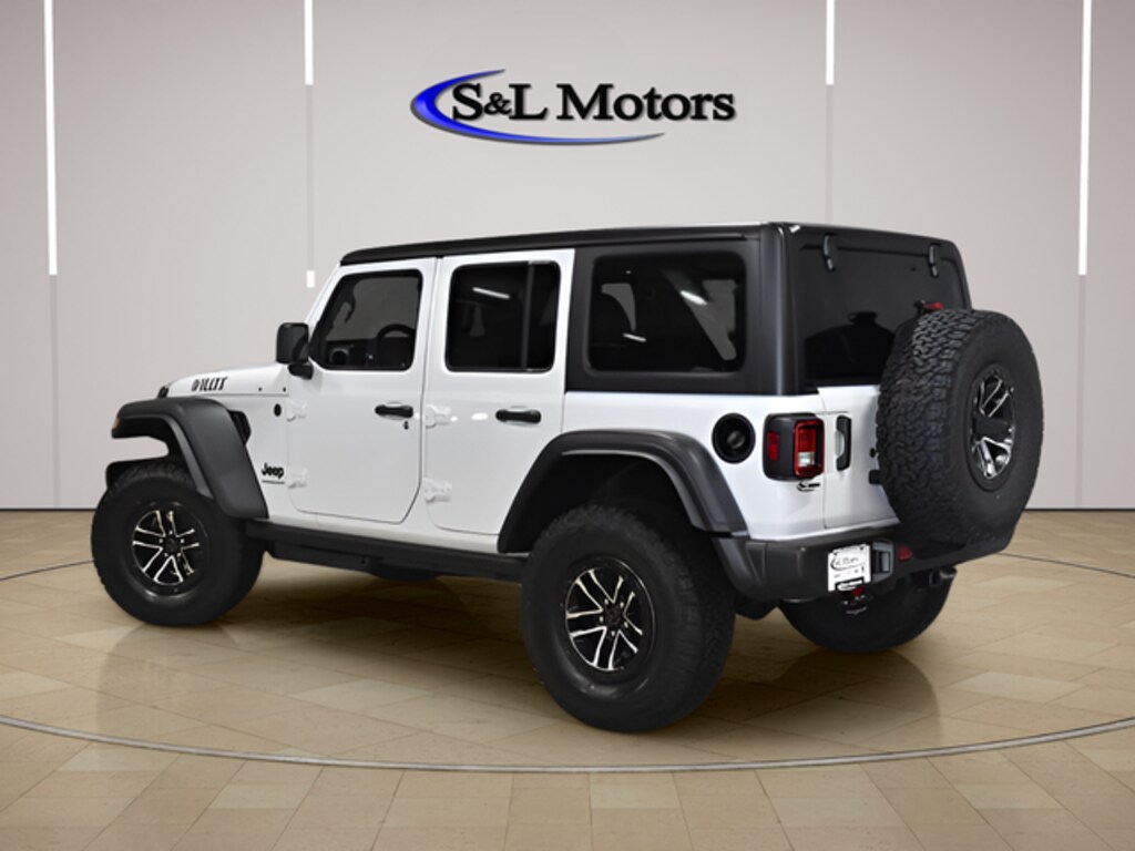 New 2026 Jeep Wrangler 4-DOOR WILLYS Sport Utility