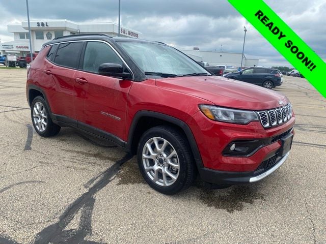 2025 Jeep Compass Limited 4X4's photo