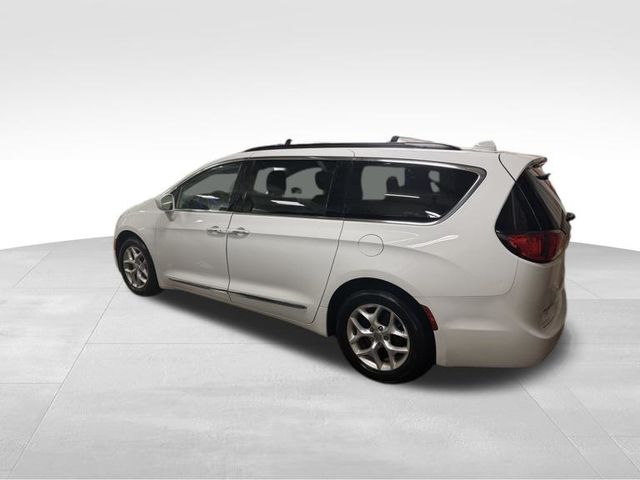 Used 2017 Chrysler Pacifica Touring-L with VIN 2C4RC1BG9HR538020 for sale in Pulaski, WI