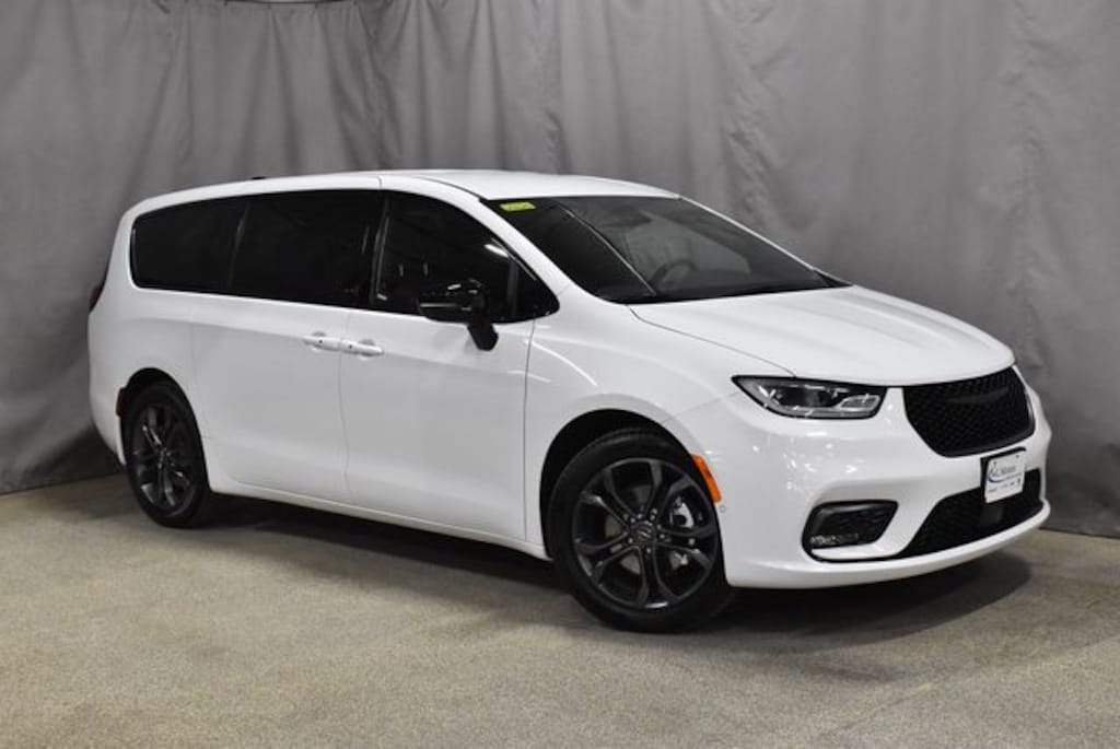New 2026 Chrysler Pacifica SELECT Passenger Van