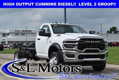 2025 Ram 5500 Chassis Cab 5500 TRADESMAN CHASSIS REGULAR CAB 4X4 84' CA Pickup