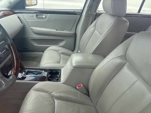 2007 Cadillac DTS Performance photo 4