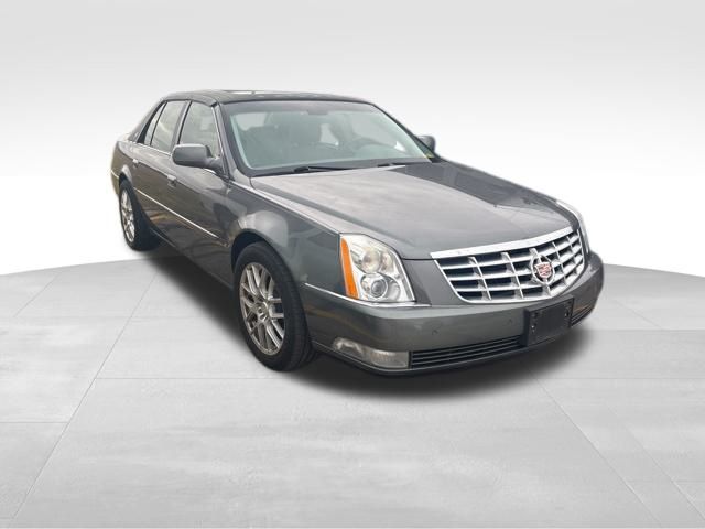 2007 Cadillac DTS Performance photo 2