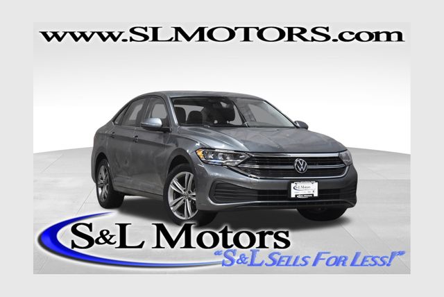 2024 Volkswagen Jetta SE's photo