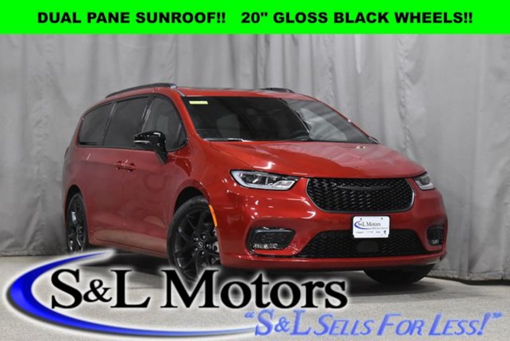 New 2026 Chrysler Pacifica LIMITED Passenger Van