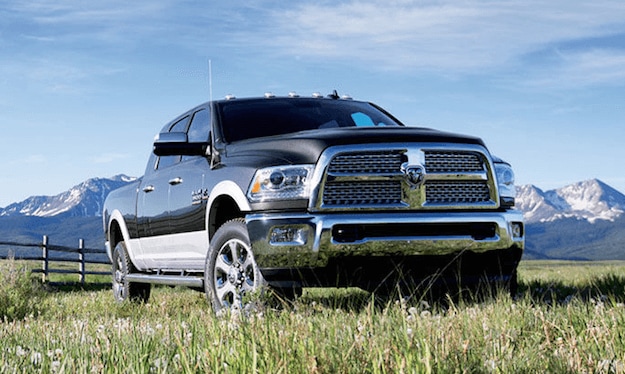 gold-hitch-award-ram-3500-top.png
