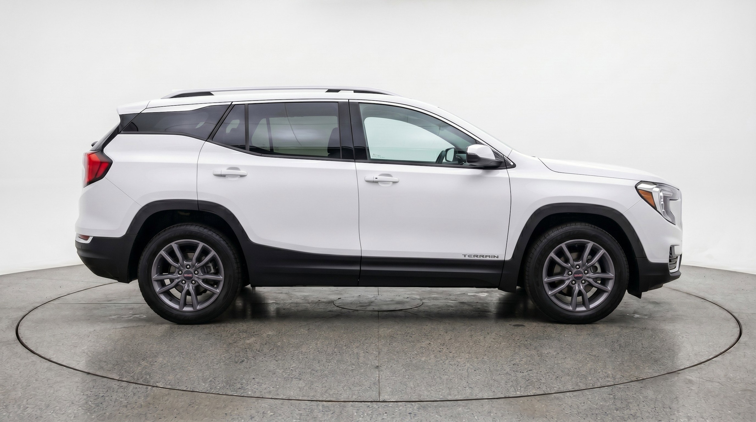Thumbnail: 2024 GMC Terrain - 11