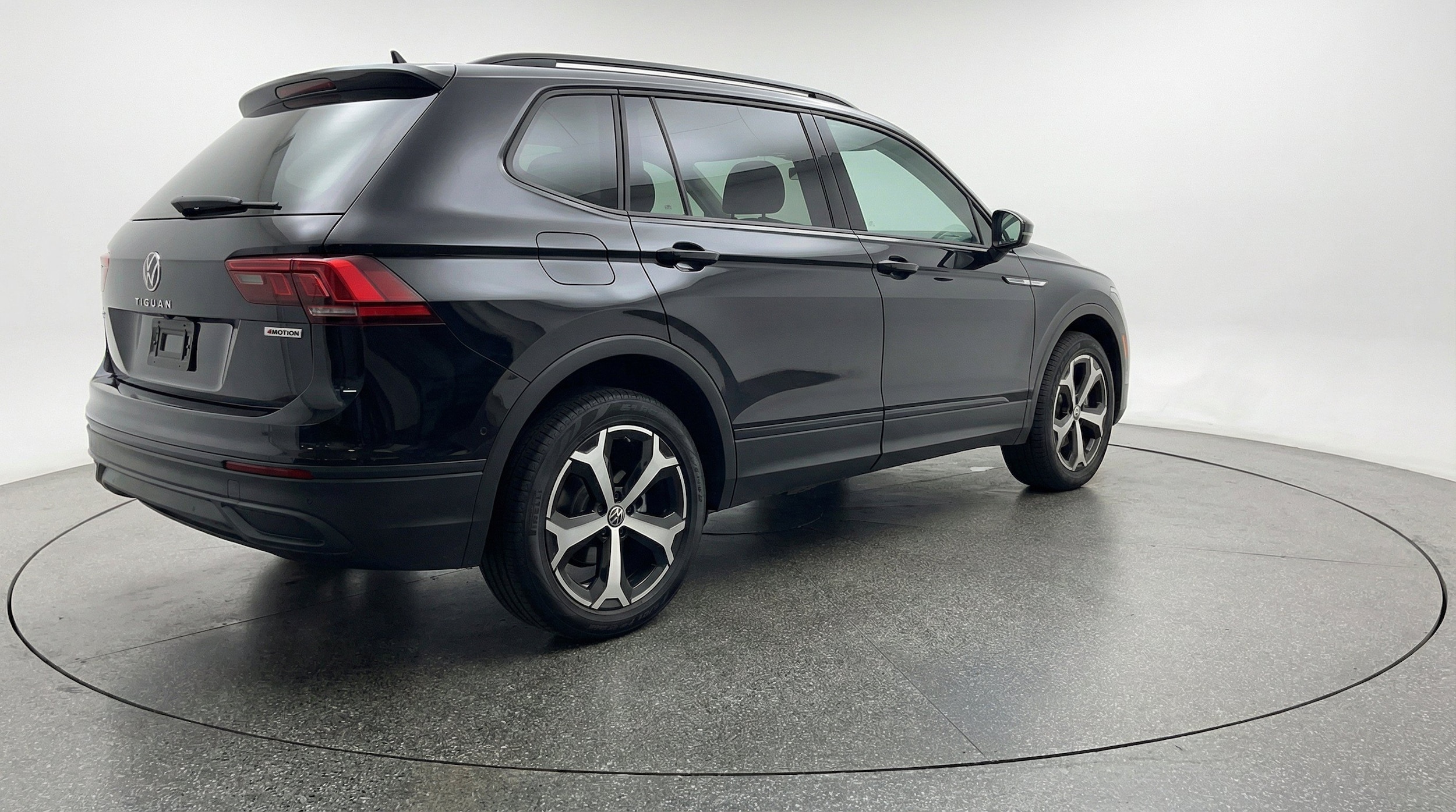 Thumbnail: 2026 Volkswagen Tiguan - 9
