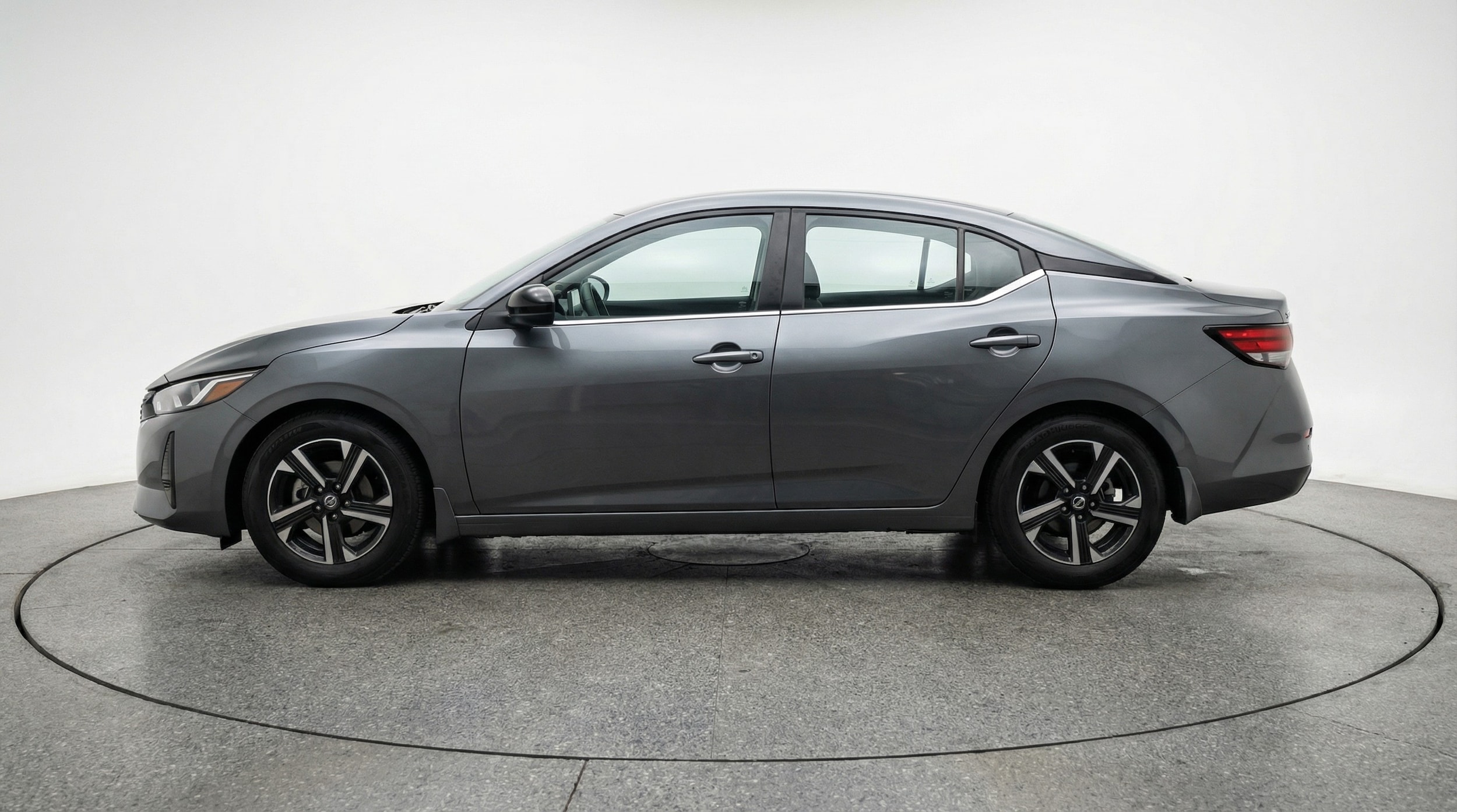 Thumbnail: 2025 Nissan Sentra - 4