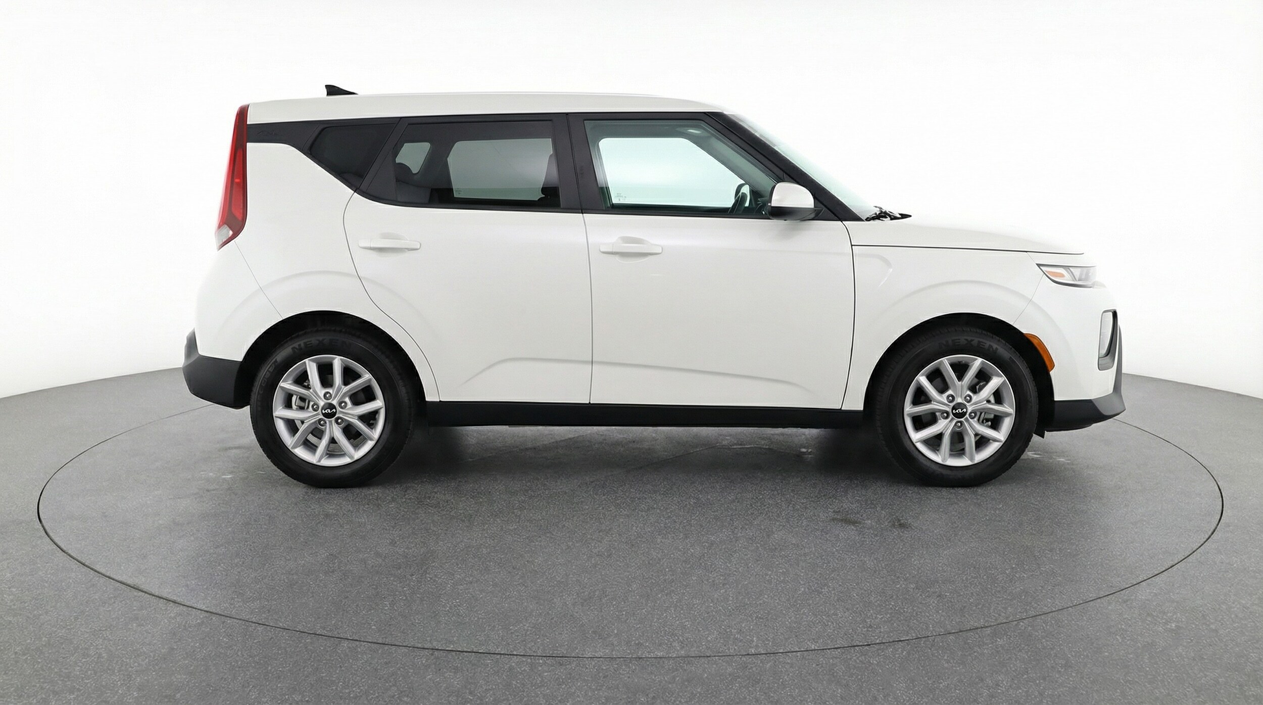Thumbnail: 2025 Kia Soul - 8