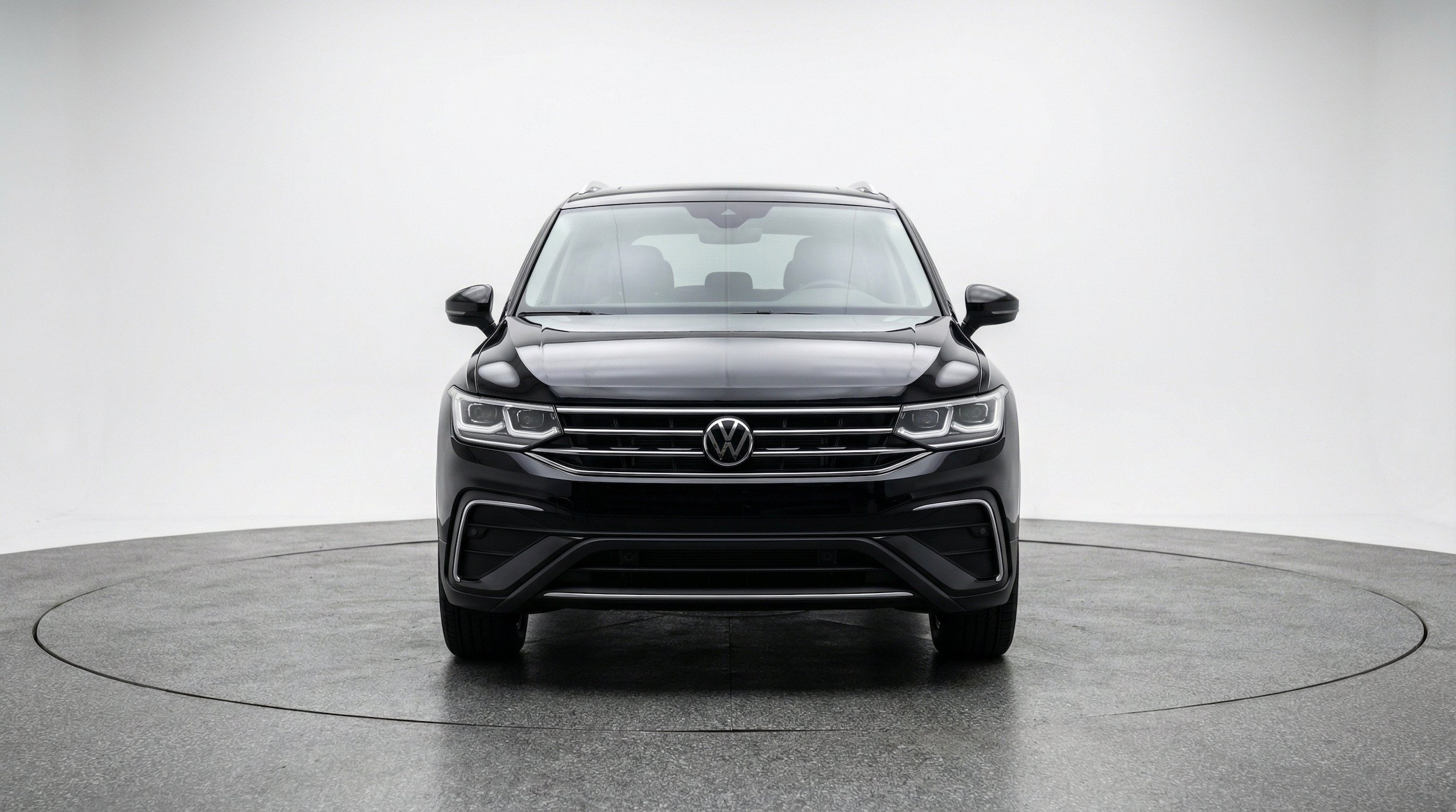 Thumbnail: 2026 Volkswagen Tiguan - 2