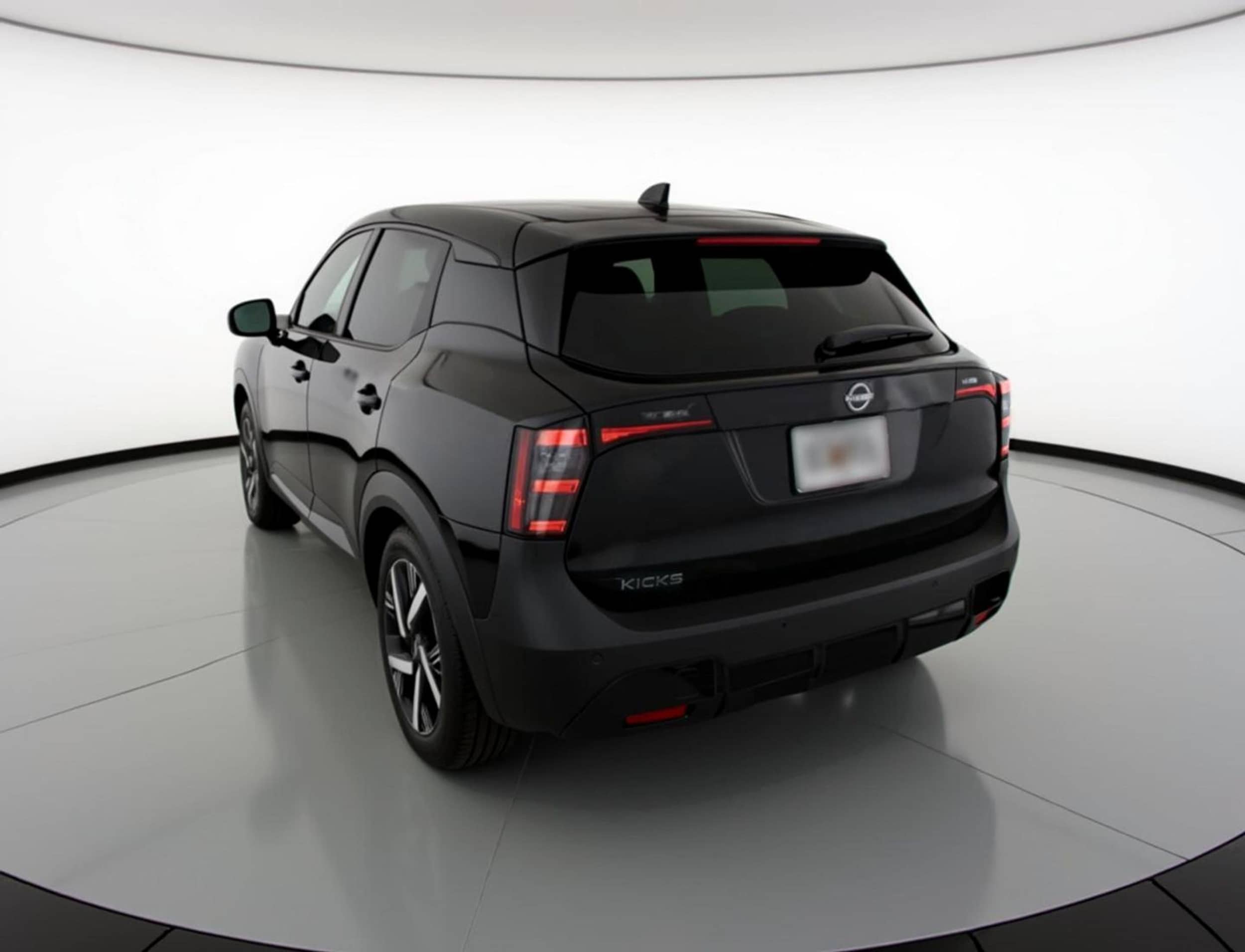 Thumbnail: 2025 Nissan Kicks - 5