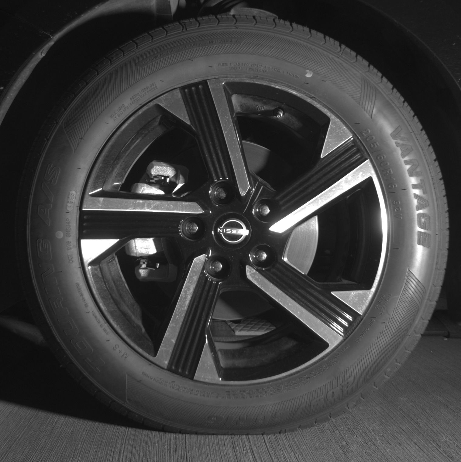 Thumbnail: 2025 Nissan Sentra - 9