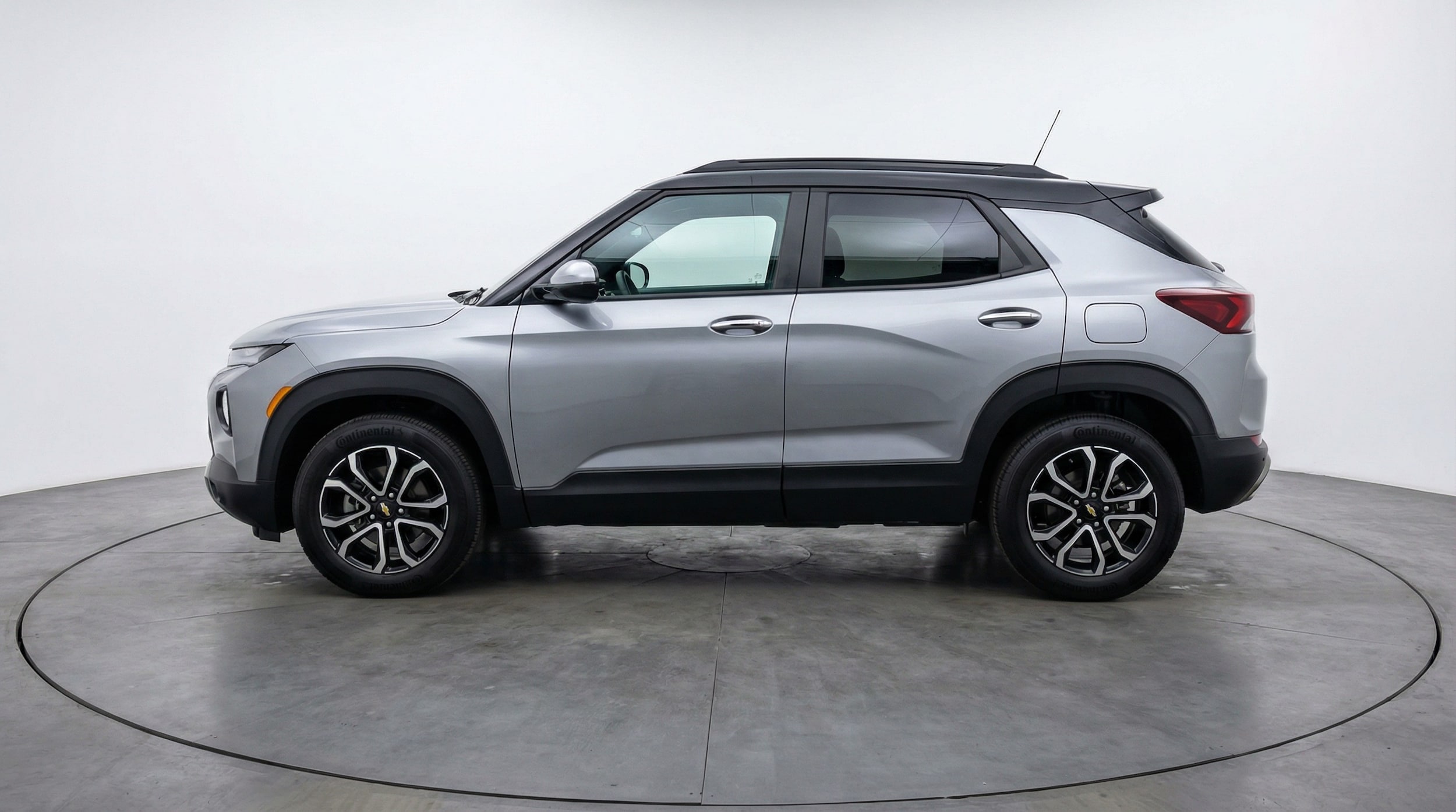 Thumbnail: 2025 Chevrolet TrailBlazer - 4