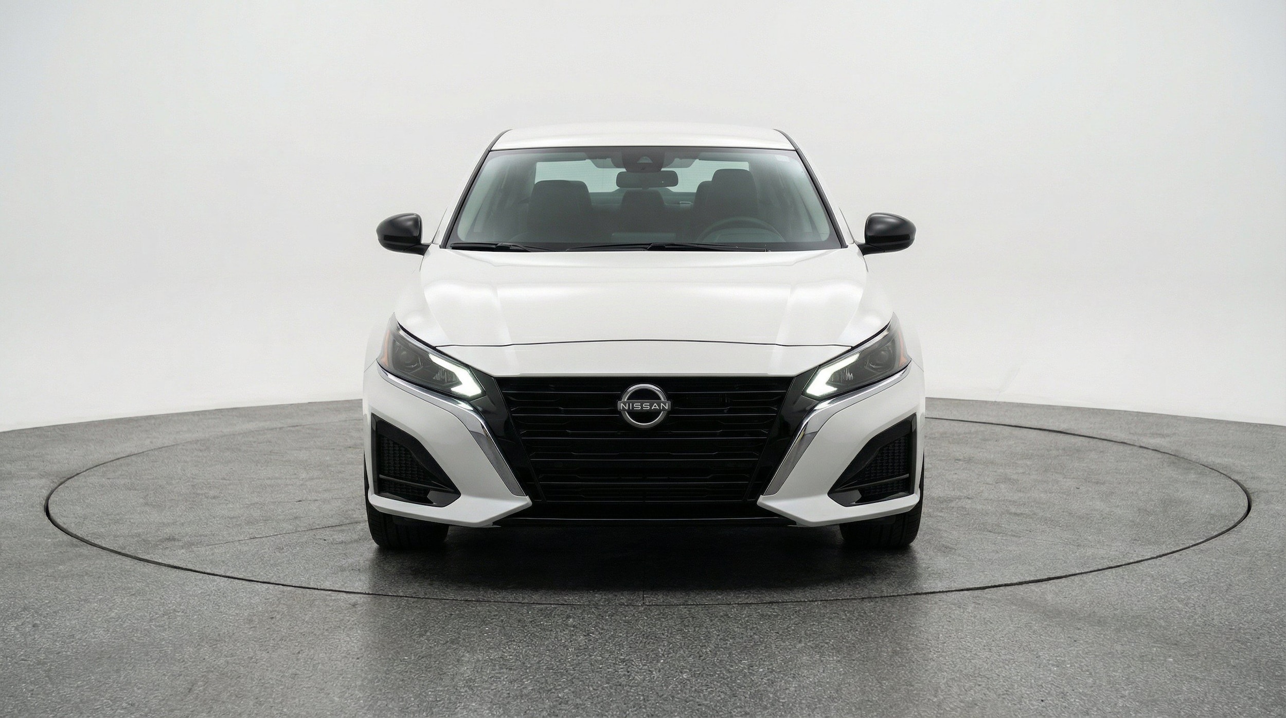 Thumbnail: 2025 Nissan Altima - 2