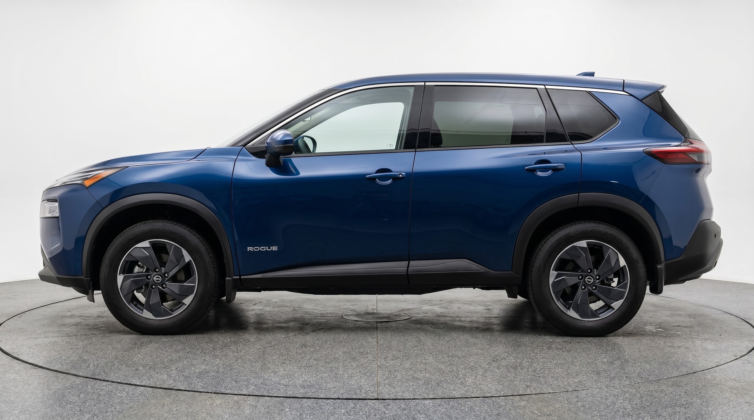 Thumbnail: 2025 Nissan Rogue - 4
