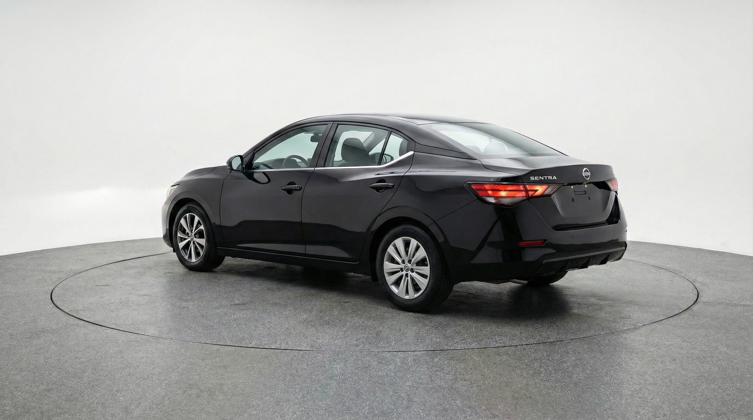 Thumbnail: 2025 Nissan Sentra - 5