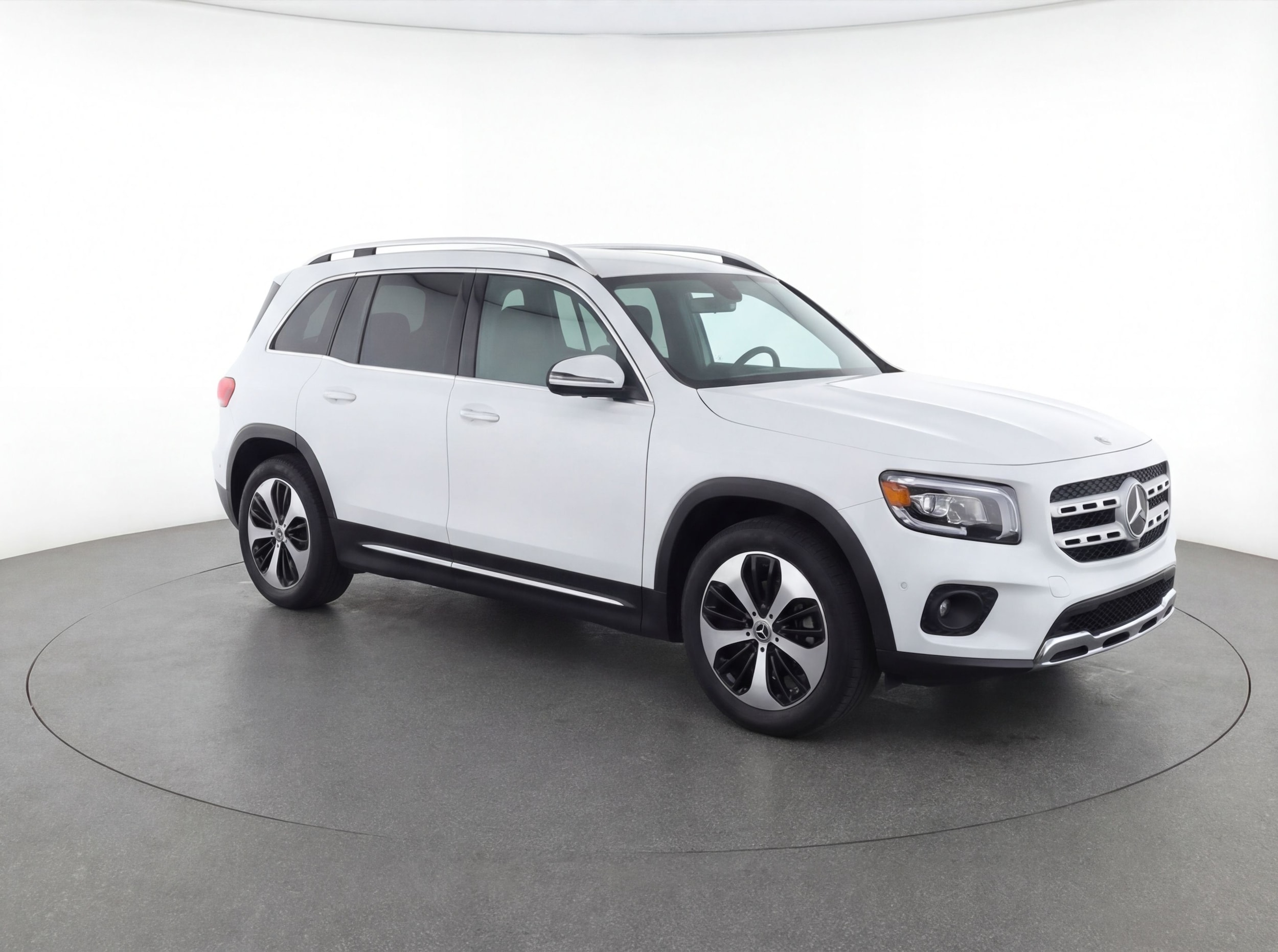 Thumbnail: 2025 Mercedes-Benz GLB - 1