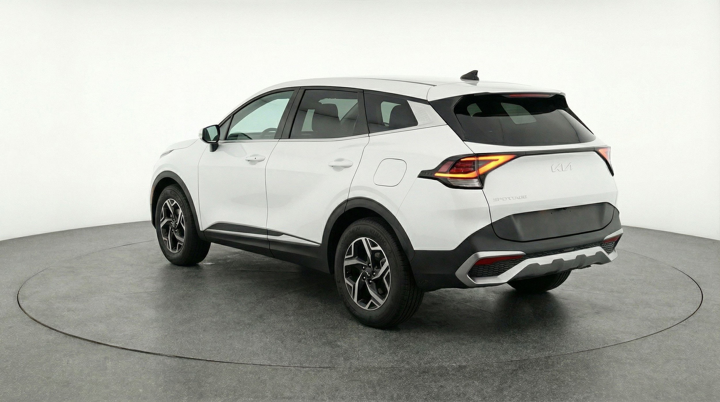 Thumbnail: 2025 Kia Sportage - 6