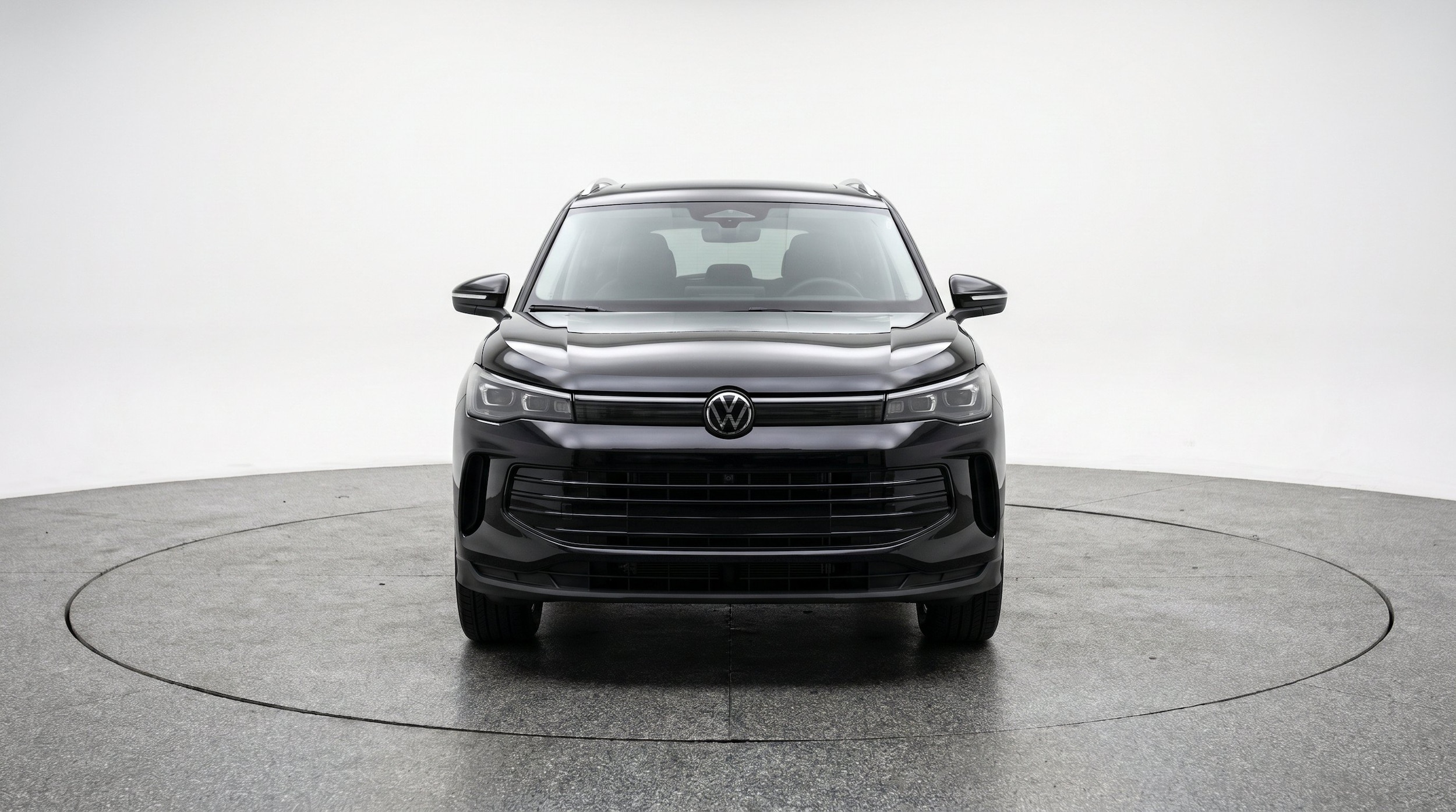 Thumbnail: 2026 Volkswagen Tiguan - 2