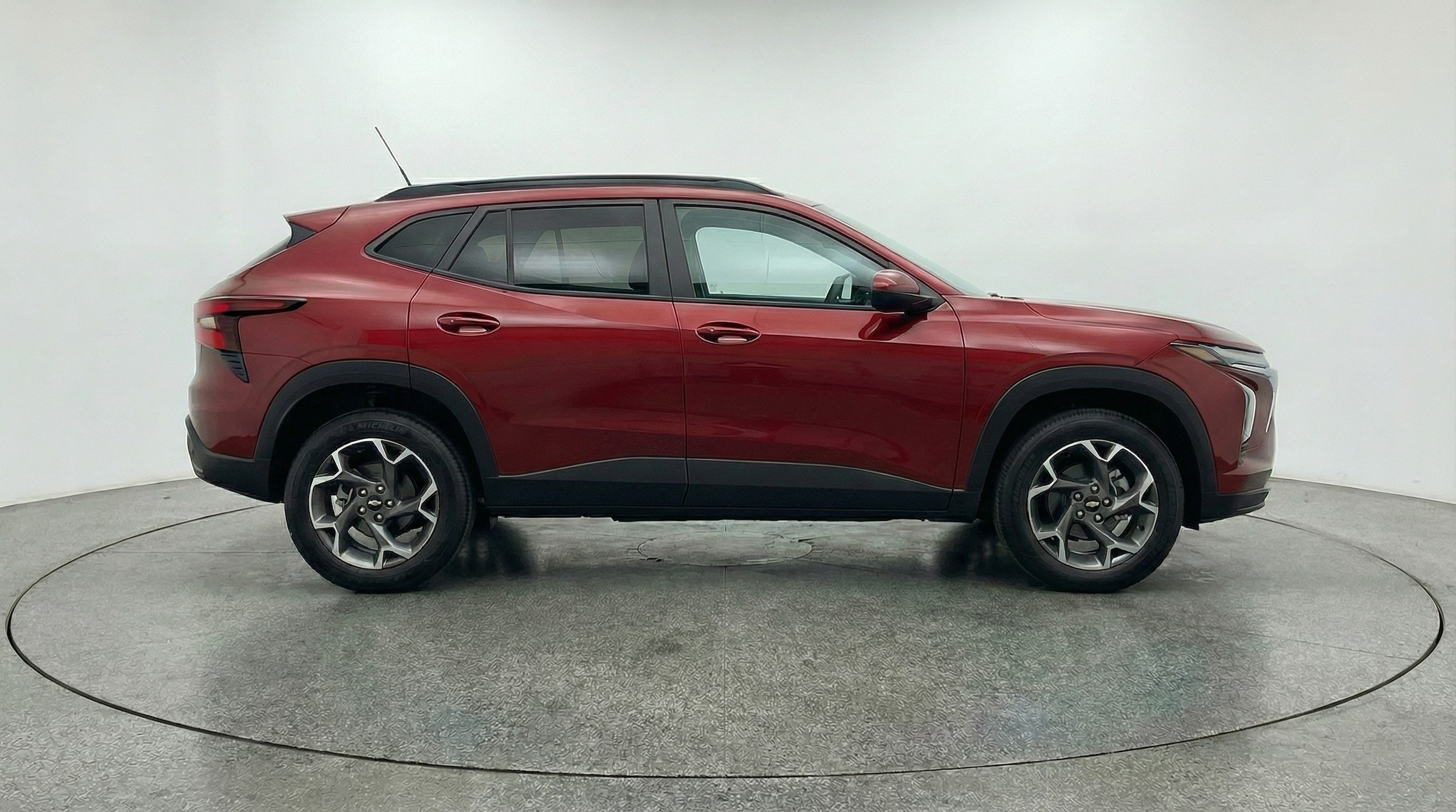 Thumbnail: 2025 Chevrolet Trax - 8