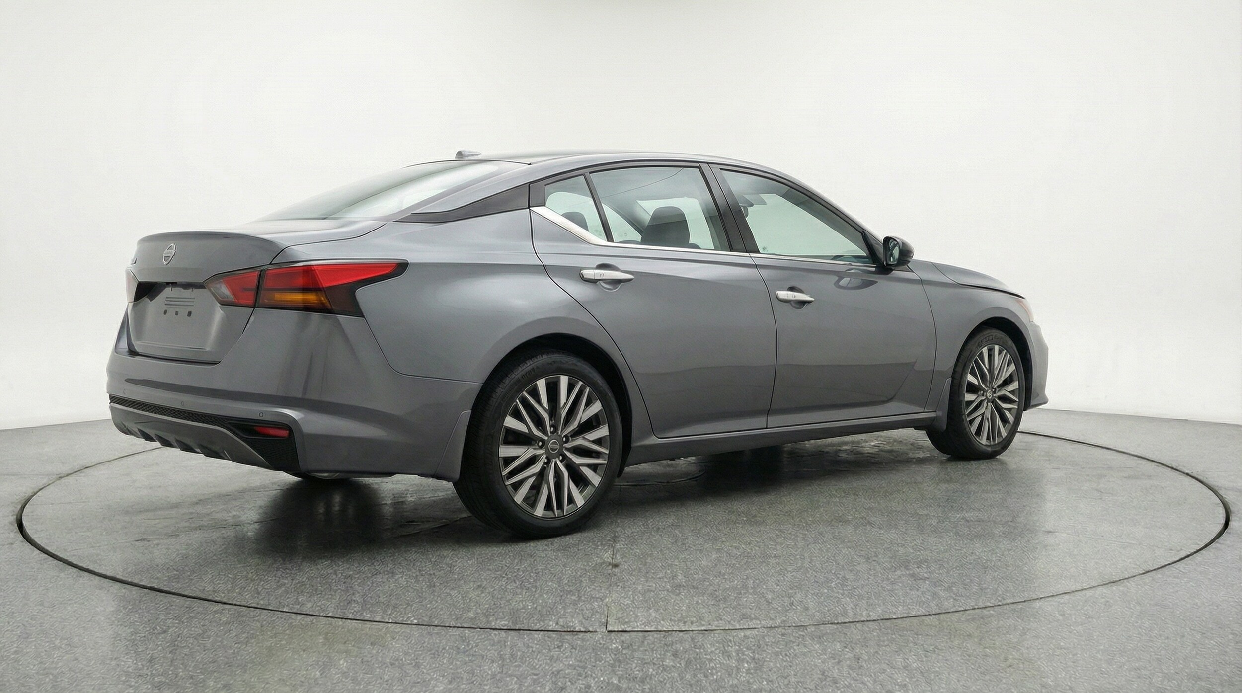 Thumbnail: 2025 Nissan Altima - 7