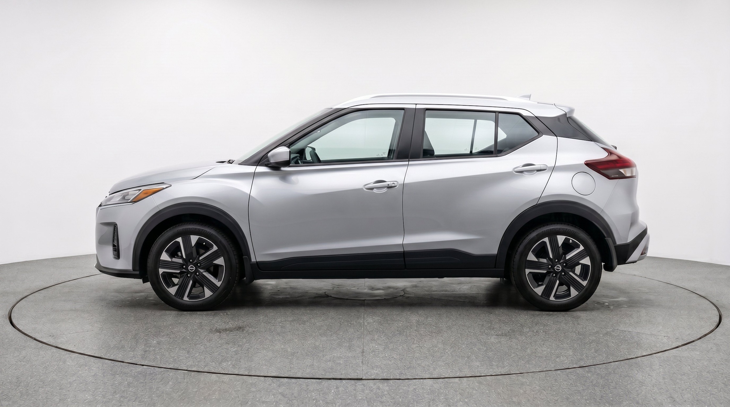 Thumbnail: 2026 Nissan Kicks - 5